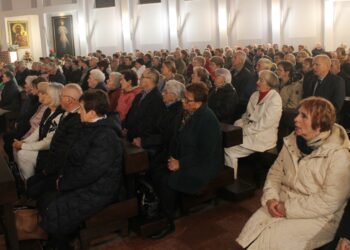 Diecezja tarnowska ma najwyższe wskaźniki praktyk religijnych w Polsce 2 statystyka