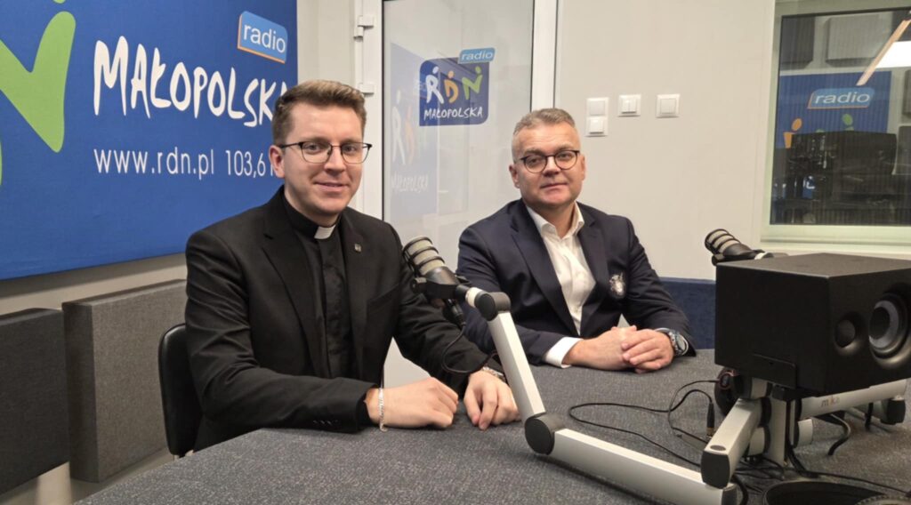 Nieustanna modlitwa na różańcu. Dołączyć może każdy 1 zj5H8 ZU