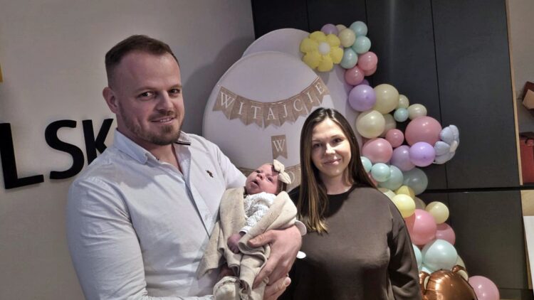 Na zdjęciu: Oliwka z rodzicami