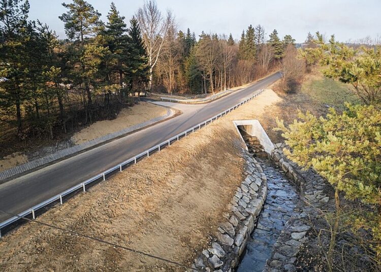 fot. zdjęcie ilustracyjne (Powiatowy Zarząd Dróg w Nowym Sączu)