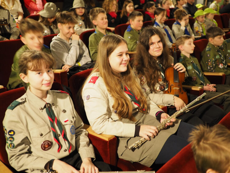fot. zdjęcie główne - Gminne Centrum Kultury w Żabnie