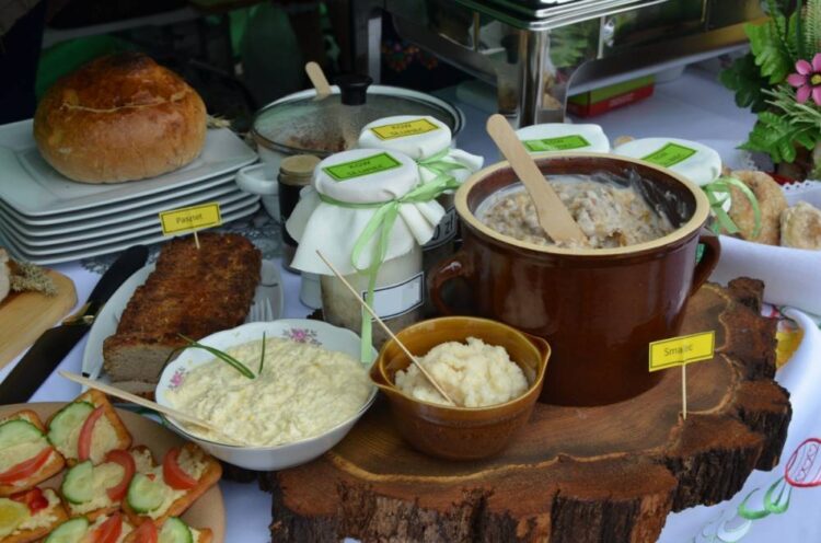 fot. Samorządowe Centrum Kultury i Bibliotek w Szczucinie/Kiermasz Wielkanocny w Szczucinie '17.03.2024