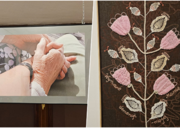 Na zdjęciu: wystawa 'Wyrwane demencji – mojej Mamie. Emilia Gawron' - obrazy prezentowane w Muzeum Diecezjalnym w Tarnowie