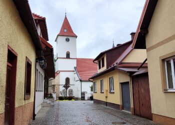na zdjęciu: Kościół św. Andrzeja Apostoła w Lipnicy Murowanej