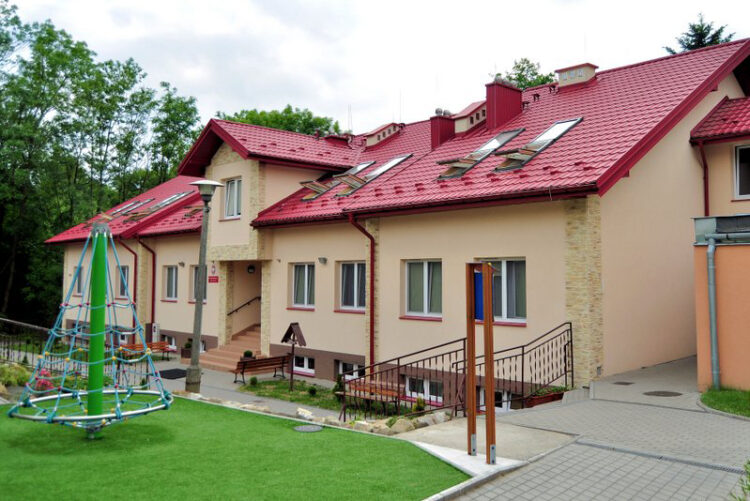 fot. Dom Wczasów Dziecięcych w Jodłówce Tuchowskiej