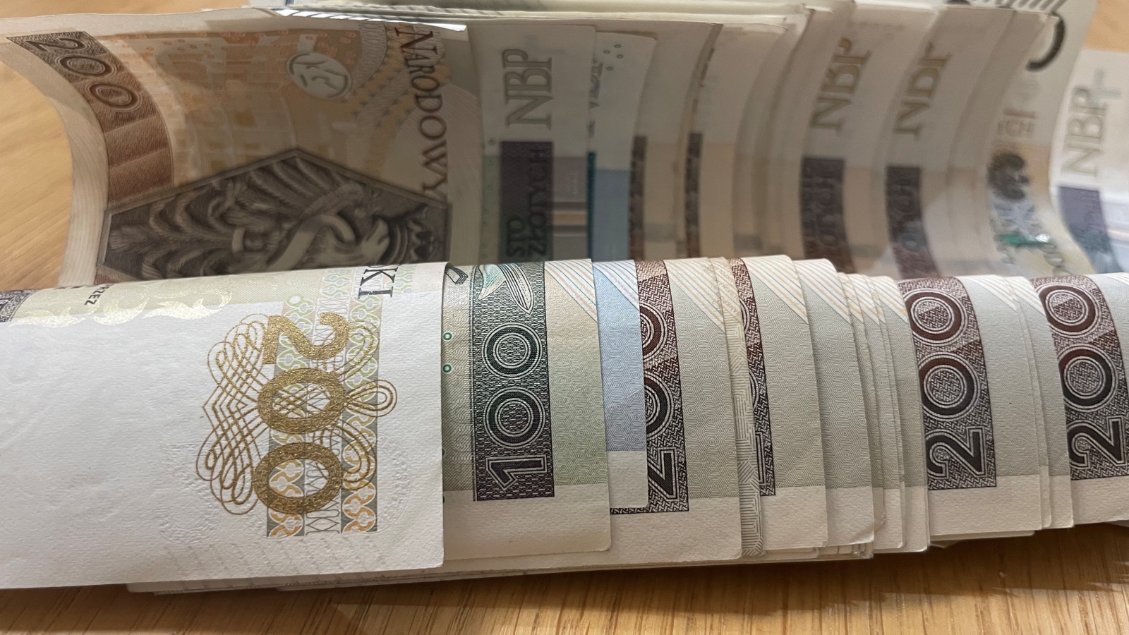 Stare metody, nowe ofiary. Mieszkańcy regionu tarnowskiego tylko w 1,5 roku przekazali oszustom 3 mln zł!