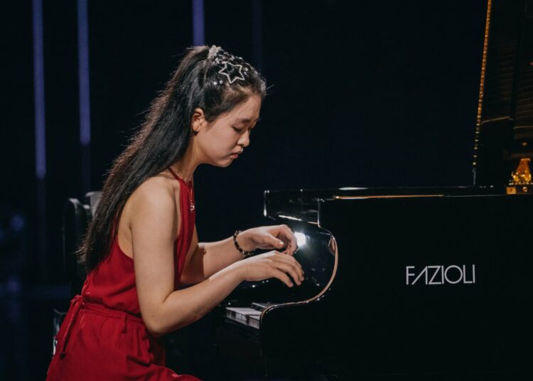 Tianyao Lyu during official gala of the 19th International Fryderyk Chopin Piano Competition in Teatr Wielki – Polish National Opera, Poland, 21st of October, 2025.
Photo by Krzysztof Szlezak for NIFC
