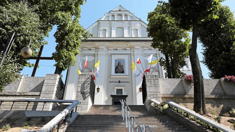 Muzyka, występy i atrakcje dla całych rodzin. W niedzielę festyn przy tuchowskim sanktuarium
