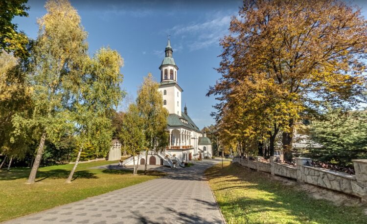 fot. sanktuarium.zawada.diecezja.tarnow.pl