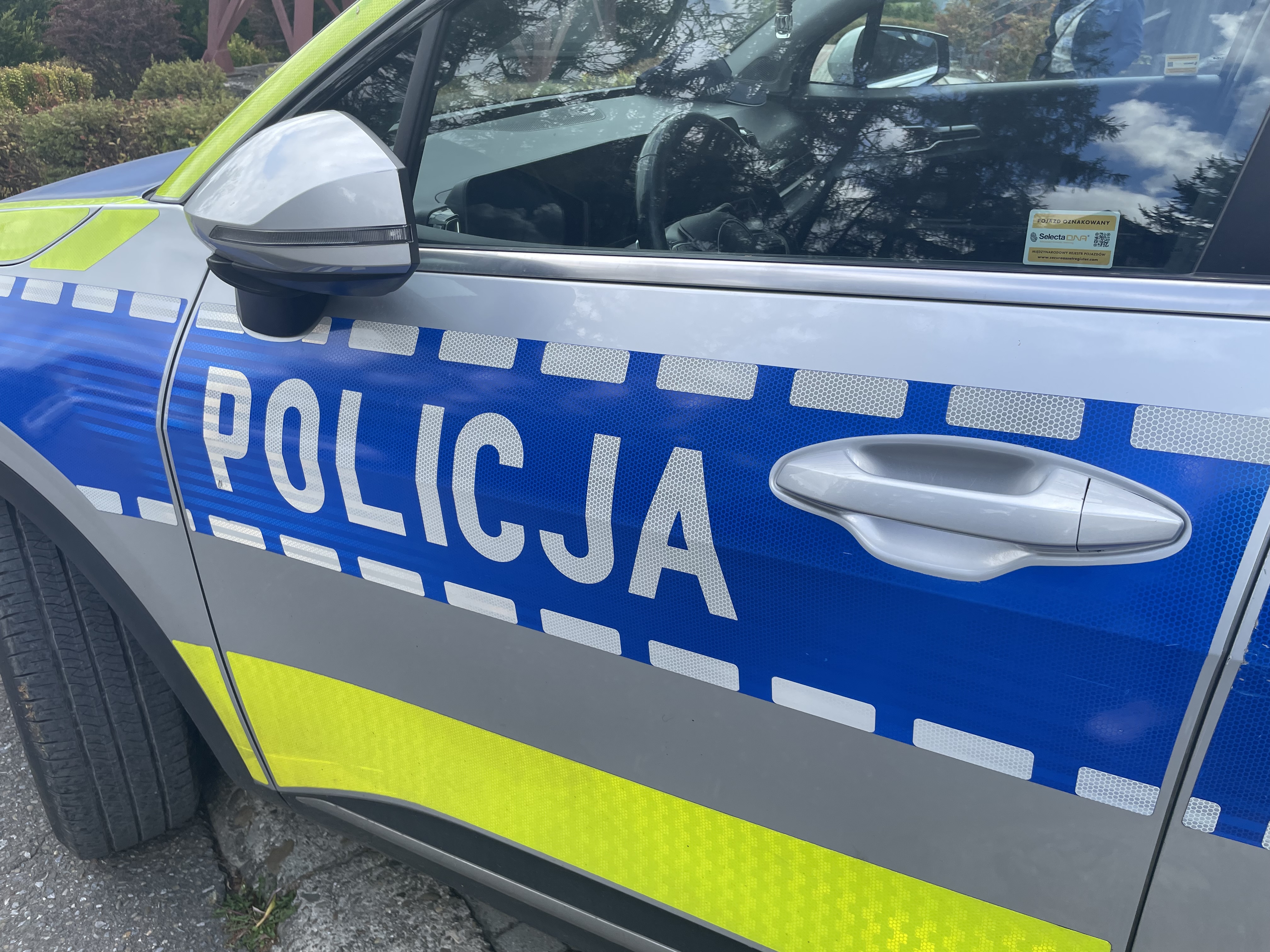 Tragedia w Woli Rzędzińskiej. Zmarła dziewczynka poszkodowana przy budowie wiaty