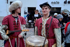 bt_03_maszkarada