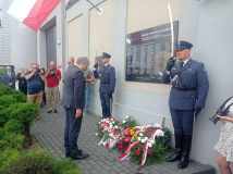 0eaaf8a6-b303-4e41-b97a-e3d31aa7d0eb