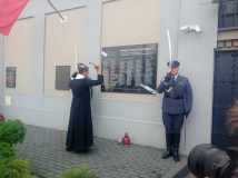 40934e37-ccf8-4070-bcb0-57777a20ec2b