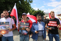 stop_imigrantom_07_202518-1
