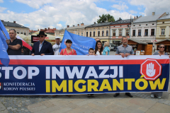 stop_imigrantom_07_202520-1