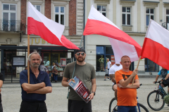 stop_imigrantom_07_202537-1