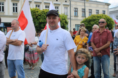 stop_imigrantom_07_202560-1