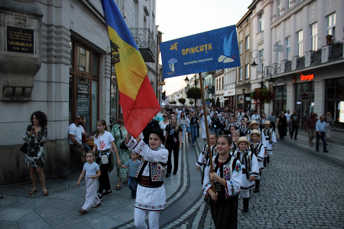 swieto_dzieci_gor_korowod_07_202562