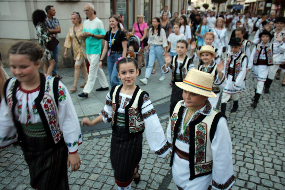 swieto_dzieci_gor_korowod_07_202565